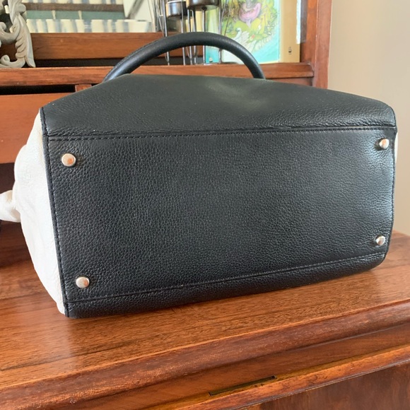 Kate Spade New York Ollie Magnolia Park - Picture 6 of 16